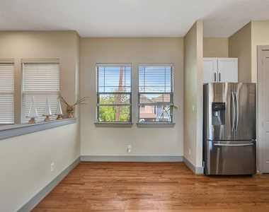 837 W 25th Street - Photo Thumbnail 21