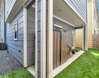 837 W 25th Street - Photo Thumbnail 32
