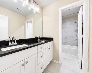 21018 Camberwell Beauty Lane - Photo Thumbnail 17