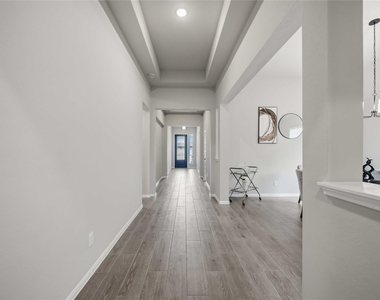 2808 Bisbee Road - Photo Thumbnail 15