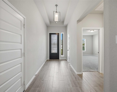 2808 Bisbee Road - Photo Thumbnail 2