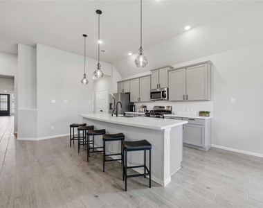 2808 Bisbee Road - Photo Thumbnail 24