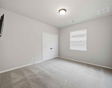 2808 Bisbee Road - Photo Thumbnail 13