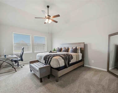2808 Bisbee Road - Photo Thumbnail 31