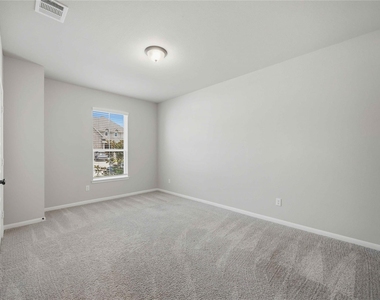 2808 Bisbee Road - Photo Thumbnail 3