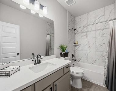 2808 Bisbee Road - Photo Thumbnail 12
