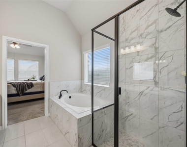 2808 Bisbee Road - Photo Thumbnail 37