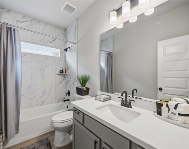 2808 Bisbee Road - Photo Thumbnail 5