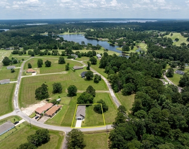 68 Fairway Drive - Photo Thumbnail 44