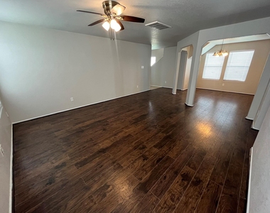 21335 Finbury Oaks Lane - Photo Thumbnail 2