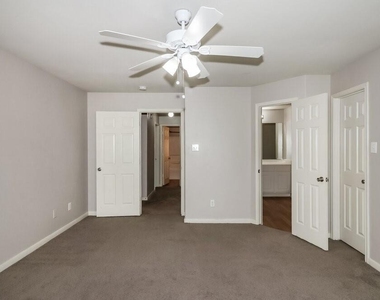 4607 Wheatstone Court - Photo Thumbnail 6