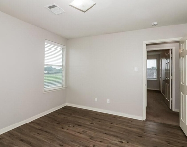 4607 Wheatstone Court - Photo Thumbnail 10