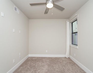 2401 Crawford Street - Photo Thumbnail 12
