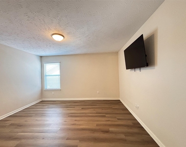 4906 Mountain Fork - Photo Thumbnail 24