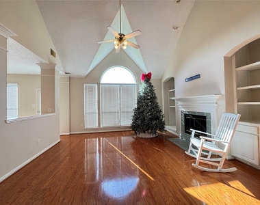 4906 Mountain Fork - Photo Thumbnail 5