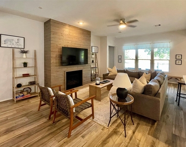 22626 Fanwick Drive - Photo Thumbnail 8