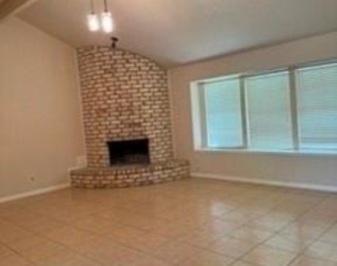 10118 Kirkbluff Drive - Photo Thumbnail 11