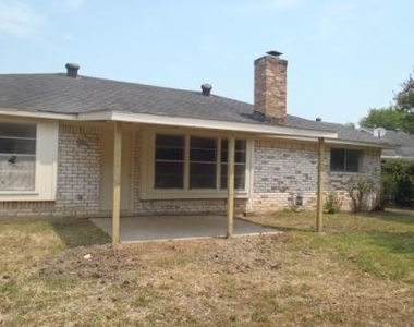 10118 Kirkbluff Drive - Photo Thumbnail 14