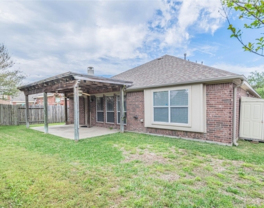 3318 Cactus Heights Lane - Photo Thumbnail 17