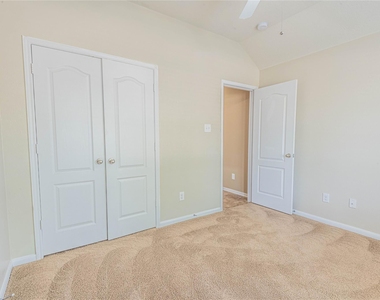 3318 Cactus Heights Lane - Photo Thumbnail 13