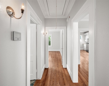 334 E 24th Street - Photo Thumbnail 13