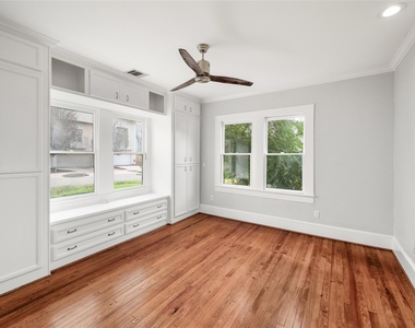 334 E 24th Street - Photo Thumbnail 16