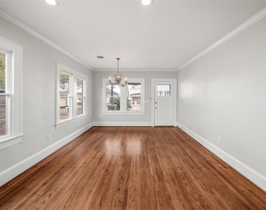 334 E 24th Street - Photo Thumbnail 9