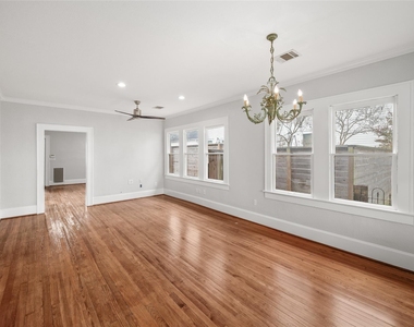 334 E 24th Street - Photo Thumbnail 8