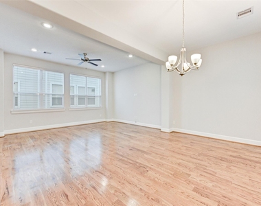 705 Link Road - Photo Thumbnail 14