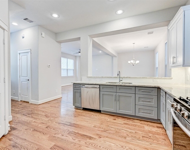 705 Link Road - Photo Thumbnail 10