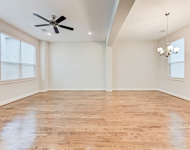 705 Link Road - Photo Thumbnail 11