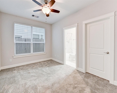 705 Link Road - Photo Thumbnail 4