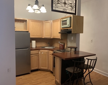 350 West 56th Street - Photo Thumbnail 4