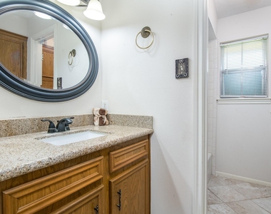 1830 Baker Drive - Photo Thumbnail 15