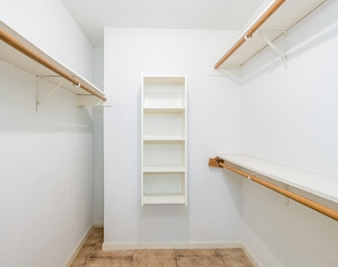 1830 Baker Drive - Photo Thumbnail 6