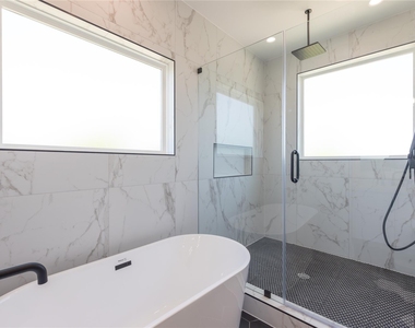 4104 Alice Street - Photo Thumbnail 8