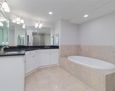 914 Main Street - Photo Thumbnail 11