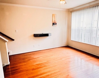 12707 Boheme Drive - Photo Thumbnail 1