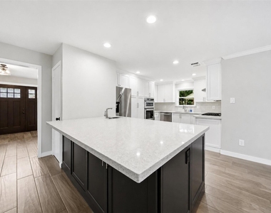 15414 Ripplestream Street - Photo Thumbnail 12