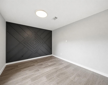 15414 Ripplestream Street - Photo Thumbnail 5