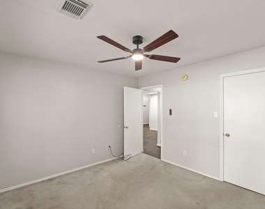 3651 Woodlace Drive - Photo Thumbnail 14