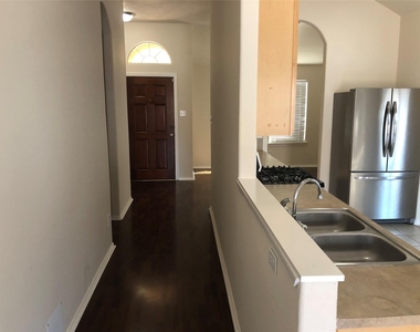 20215 Mammoth Falls Drive - Photo Thumbnail 2
