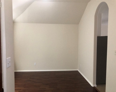 20215 Mammoth Falls Drive - Photo Thumbnail 4