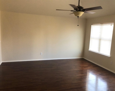 20215 Mammoth Falls Drive - Photo Thumbnail 8