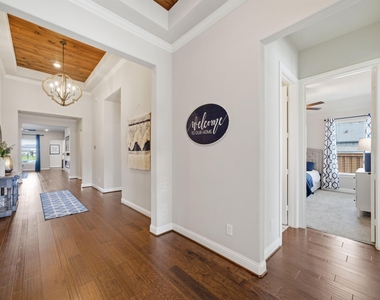 28014 Woodland Bend Way - Photo Thumbnail 5