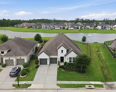 28014 Woodland Bend Way - Photo Thumbnail 3