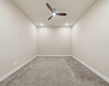 28014 Woodland Bend Way - Photo Thumbnail 17