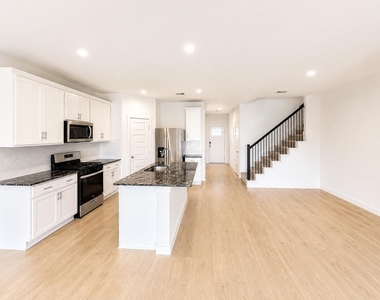 7807 Acqua Pulita Lane - Photo Thumbnail 7