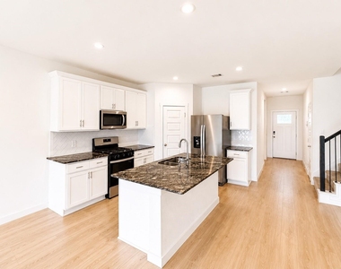 7807 Acqua Pulita Lane - Photo Thumbnail 8