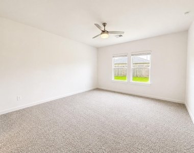 7807 Acqua Pulita Lane - Photo Thumbnail 10